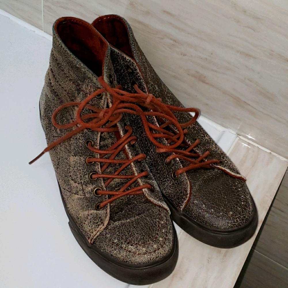 VANS SHOE (custom made to look vintage style vans)